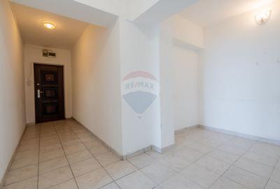 Apartament cu 3 camere decomandat în Pantelimon