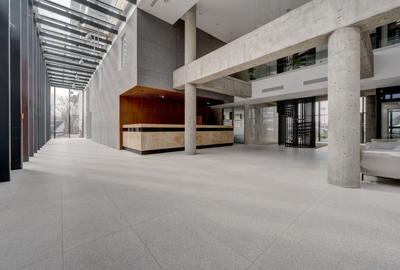 Up-Site / Vedere liberă / Complex cu piscină și spa - 12