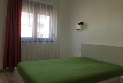 Proprietar, închiriez apartament 3 camere - 5