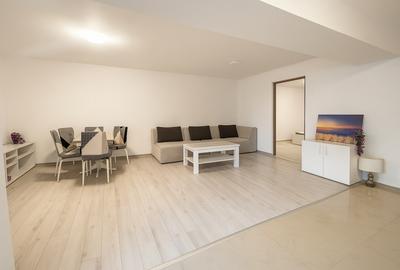 Casa cu 3 camere si 2 bai - Faleza Nord - 1