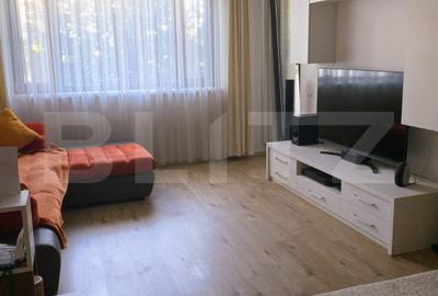 Apartament cu 3 camere decomandat, mobilat în Băneasa