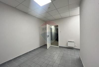 Spațiu Comercial Premium de Inchiriat - 13
