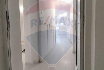 Spațiu de birouri central - Vilă 323 mp - Ideal sediu firmă / clinica - 18