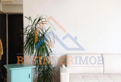Apartament cu 2 camere semidecomandat în Universitate