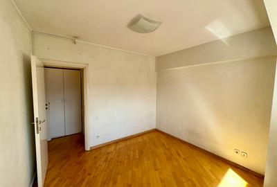 UNIRII - FANTANI 5 camere decomandat etaj 5 panorama deosebita - 23