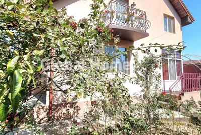 Vila P+1+Teren 1094MP + Gradina + Livada + Garaj | 1 Decembrie - Sos. Giurgiului - 46