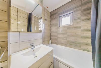 Apartament 2 camere, zona 300, decomandat, etaj 1 - 10