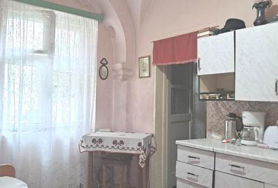 Apartament la casa in zona centrala pretabil birouri - 8