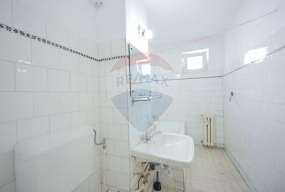 Apartament cu 4 camere de vânzare în zona Dacia - 3