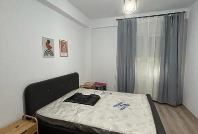 Apartament cu 2 camere decomandat în Fundeni