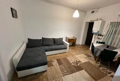 De închiriat apartament 3 camere la casă – Ultracentral, Str. Turnului - 3