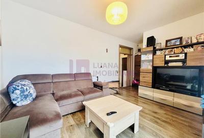 Apartament cu 3 camere decomandat, mobilat în Șelimbăr