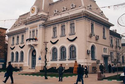 2 camere Ultracentral/Pitesti, etaj 2, finisaje clasice! - 2