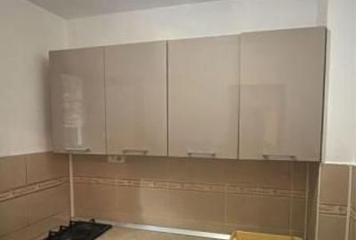 Apartament cu 2 camere semidecomandat, mobilat în Tomis Nord