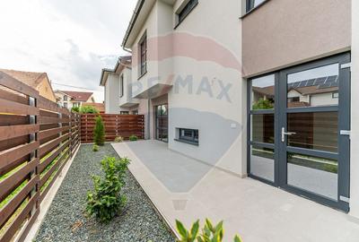 Casă elegantă și spațioasă – în complex privat, zona centrală Arad - 4