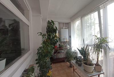 Casa spatioasa cu 7 camere, zona Bd. Brancoveanu, acces facil metrou - 11