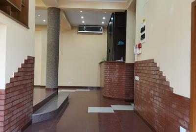 Vila str Garlei cu garaj dublu - 16