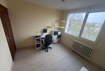 3 camere mobilat utilat etaj 3/4,metrou 1 decembrie la 5 minute - 13