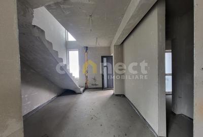 Casă individuală de vânzare | SU  113,7 mp | Teren 341 mp | Dezmir - 13