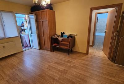 Apartament cu 2 camere semidecomandat în Nord