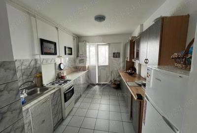 2 CAMERE // BULEVARDUL REPUBLICII // 62 MP - 1