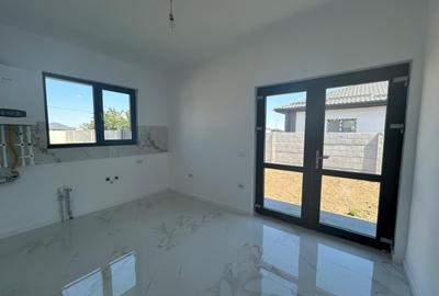 Casa individuala, parter, 4 camere+ parcare,+ curte proprie 380 mp, - 4