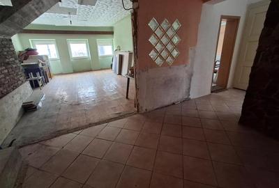 Apartament 4 camere la casa Cisnadie - 11