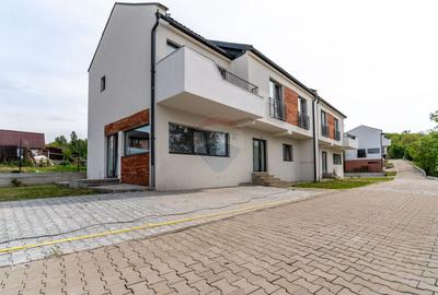Duplex, 142mp, complex privat, toate utilitatile, asfalt, comision 0 - 7