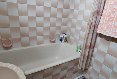 COMISION 0 | 4 camere Superb | Metrou Crangasi | Bloc 1986 - 19