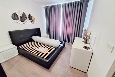 Apartament cu 3 camere decomandat în Republicii