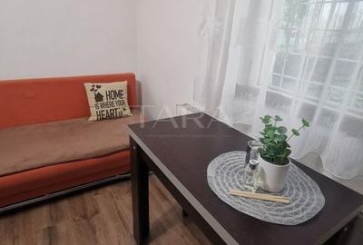 Garsonieră semidecomandată, mobilată în Gruia