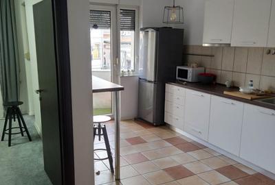 Vilă Parcul Circului , 8 camere, garaj dublu , AC ,Terase - 8