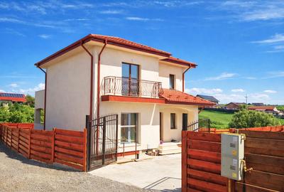 Casă Individuală cu 4 camere și 2 băi în zona Hlincea - 2
