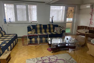 Apartament 4 camere , zona cetrala - Teatru Focsani ,123 mp , decomandat , liber - 1