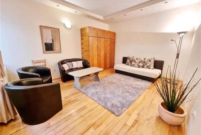 Garsoniera spatioasa de inchiriat in Centrul Istoric al Brasovului - 1