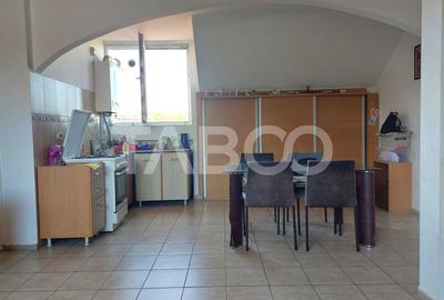 Apartament decomandat 3 camere zona centrala  Pret Avantajos Cisnadie - 11