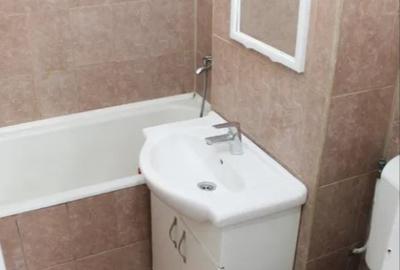 Apartament cu 2 camere in Mircea cel Batran-Lic.Economic de Turism - 2