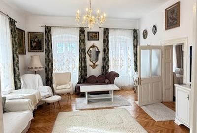CENTRU VECHI ISTORIC- CASA P+E de  240mp cu teren 280mp! - 8