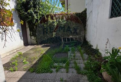 Casa interbelica de vanzare metrou 1 Mai, cu potential - 8