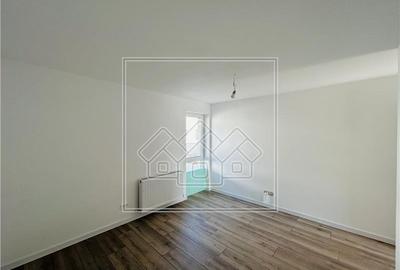 Apartament de vanzare in Sibiu - 4 camere, balcon - ap la vila - 12