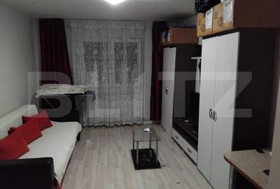 Garsonieră semidecomandată, mobilată în Mărăști