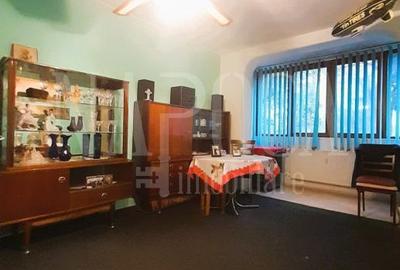 Apartament 3 camere de vanzare in Dacia Oradea, Oradea - 1