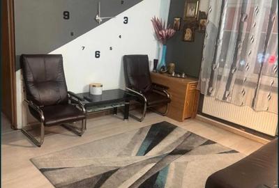 Vand apartament pe Bulevard 3 camere - 1