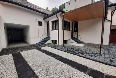 Casa de vanzare in Piata Abator - 1