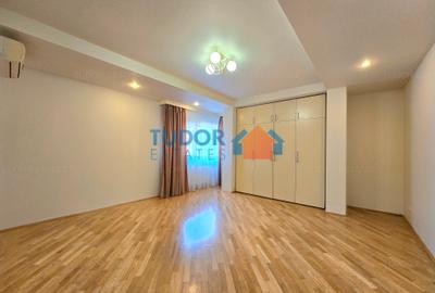 Spacious 3-Bedroom villa - 400sqm Garden - Walking Distance from British School - 16