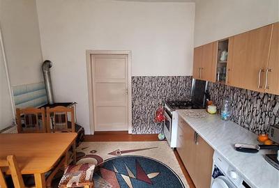 Bocsa Montana, Casa mare la strada principala - 15
