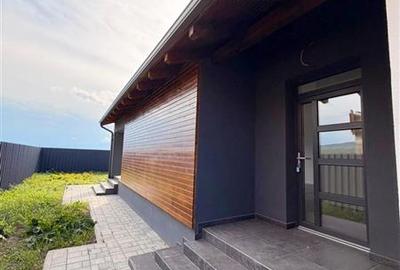 Exclusivitate! Casa individuala premium, parter, 130 mp utili - View unic catre - 3