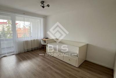 Apartament 3 camere de inchiriat - zona COROANA DE AUR - 11