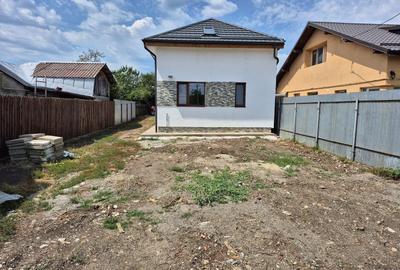 Vila/casa noua: P+M, Banesti-Prahova - 150 mp utili + teren 875 mp! - 40