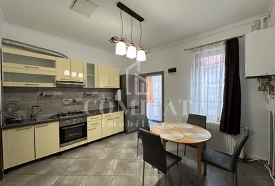 Casa cu 2 apartamente | Ultracentral | ideal investiție - 4